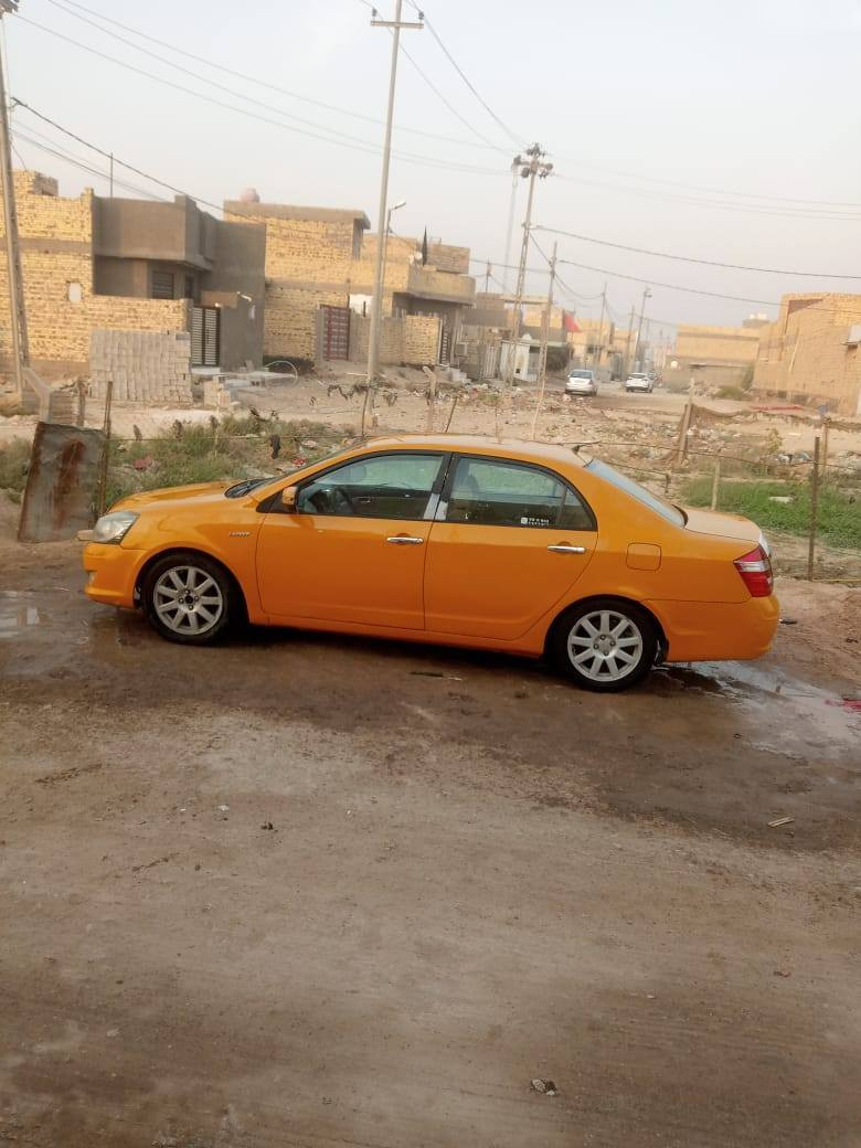 سلام عليكم 
سياره جيلي موديل 12
رقم بغداد  إنكليزي بسمي
السياره كامله من كلشي كير مكينه ماناقصه اي شي كبل الشارع
سعره   40ورقه وبيها مجال
***********
*********** واتساب 
غير متواجد ع فيس
