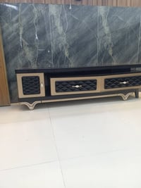 ميز بلازمه البيح نضيف رقم 07704687751