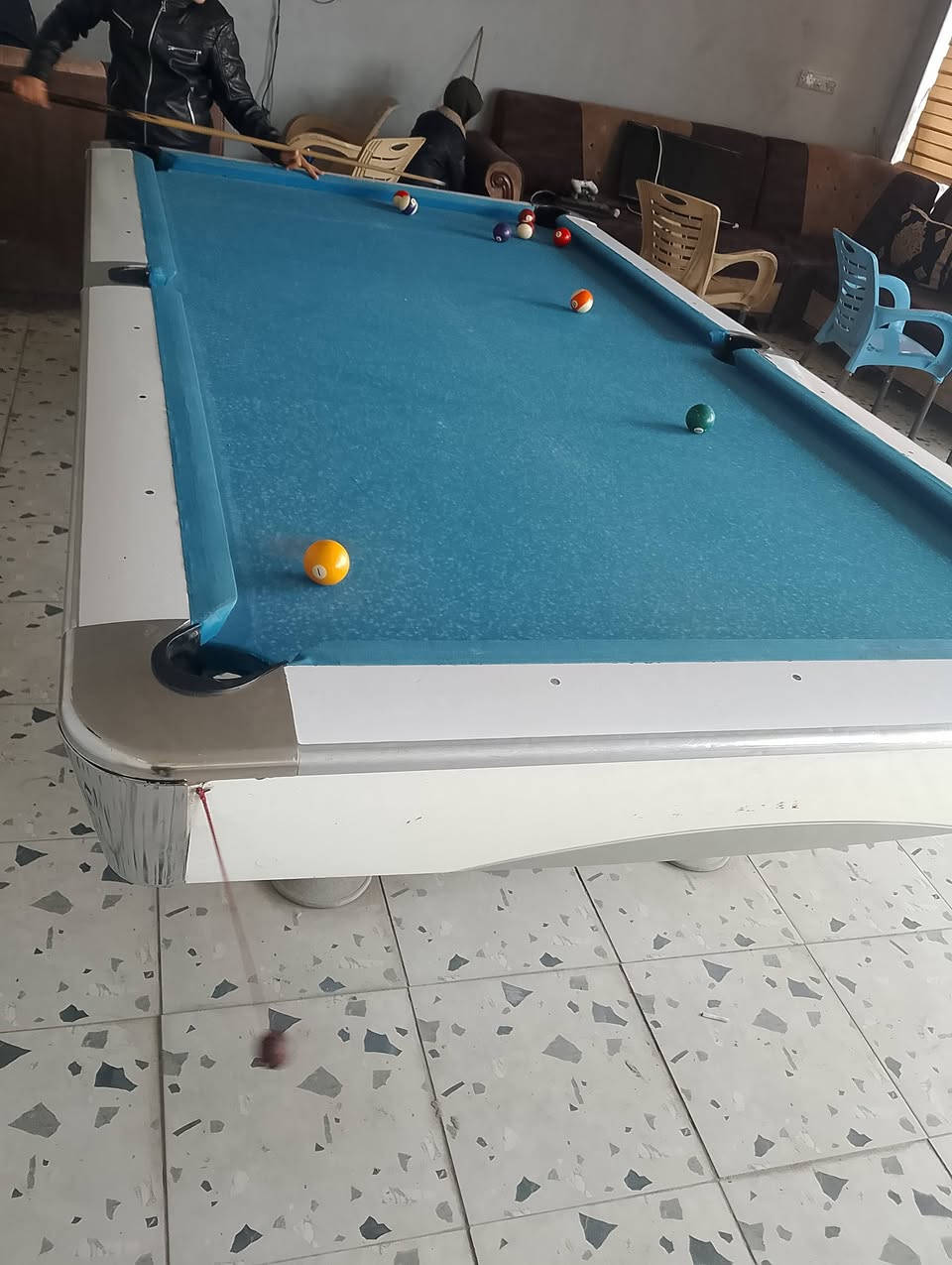 ميزين بالياردوه للبيع سعر 8اوراق الواحد نوعية سوبر *********** ماستر
