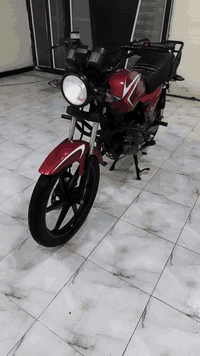 السلام عليكم دراجه موديل 2023( شنك) دراجه كفاله محرك مامفتوح رقم بسمي سنويه ل 2030 مكاني ديوانية الاسكان مامتواجد ع فيس ***********
