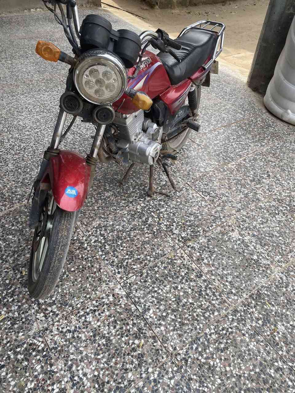 سلام عليكم دراجة للبيع سعر 650 اوراق وصولي للستفسار ***********
