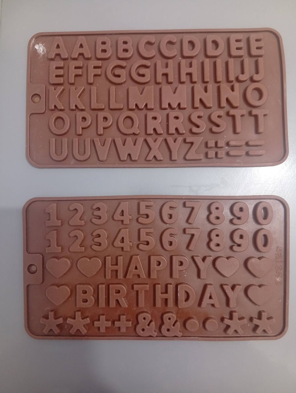 مرحبا
عندي قوالب حجر وتنفع للشمع وبكج ريزن القوالب أكثرها جديد مامستعمل والبعض إستعمال قليل بسعر مناسب جداً.


**إذا كنت صاحب هذا الإعلان وتريد حذفه لأي سبب، رجاءا أرسل رسالة إلى الدعم الفني**