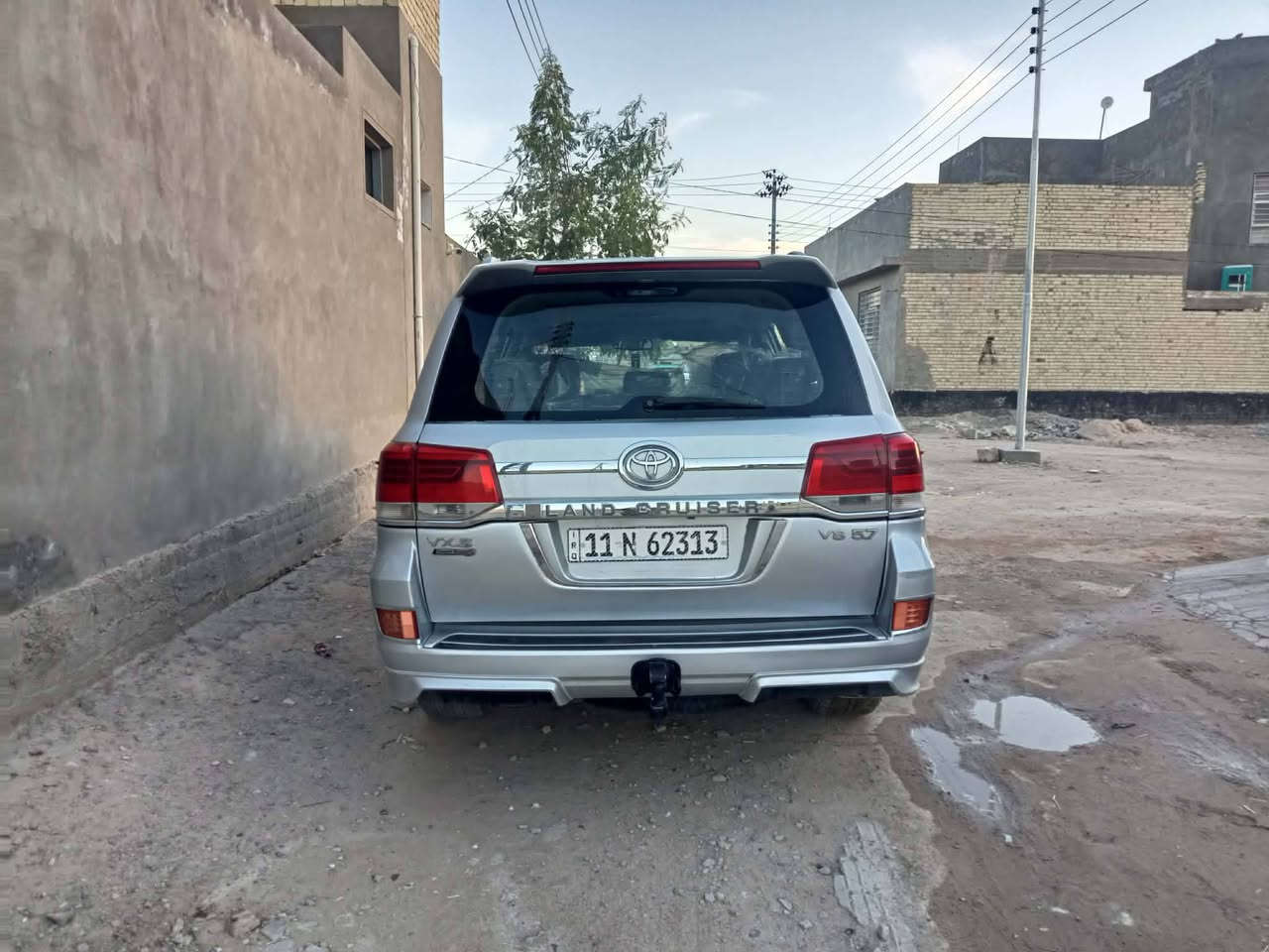 سلام عليكم من رخصت مدير لكروب لندكروز موديل 11ستينيه سياره بيه جفيه خفيفه محدثه داخل وخارج 21 هزه جديده
8سلندر مواصفات لكزز بسمي بيع او مراوس حسب القناعه سياره ماعايزه اي شي سعره250 مداور ثاني يوم رقم***********

مواصفات/

1-ثلاجه

2-لايت زنون 

3-تبريد 3قطع 

4-شاشه كار بلي 

5-مواصفات لكزز

6اشاير لكزز 

7-ترحيب 

8-مقاعد جلد

و بيها هواي بعد 

مكان السياره نجف لاشرف
