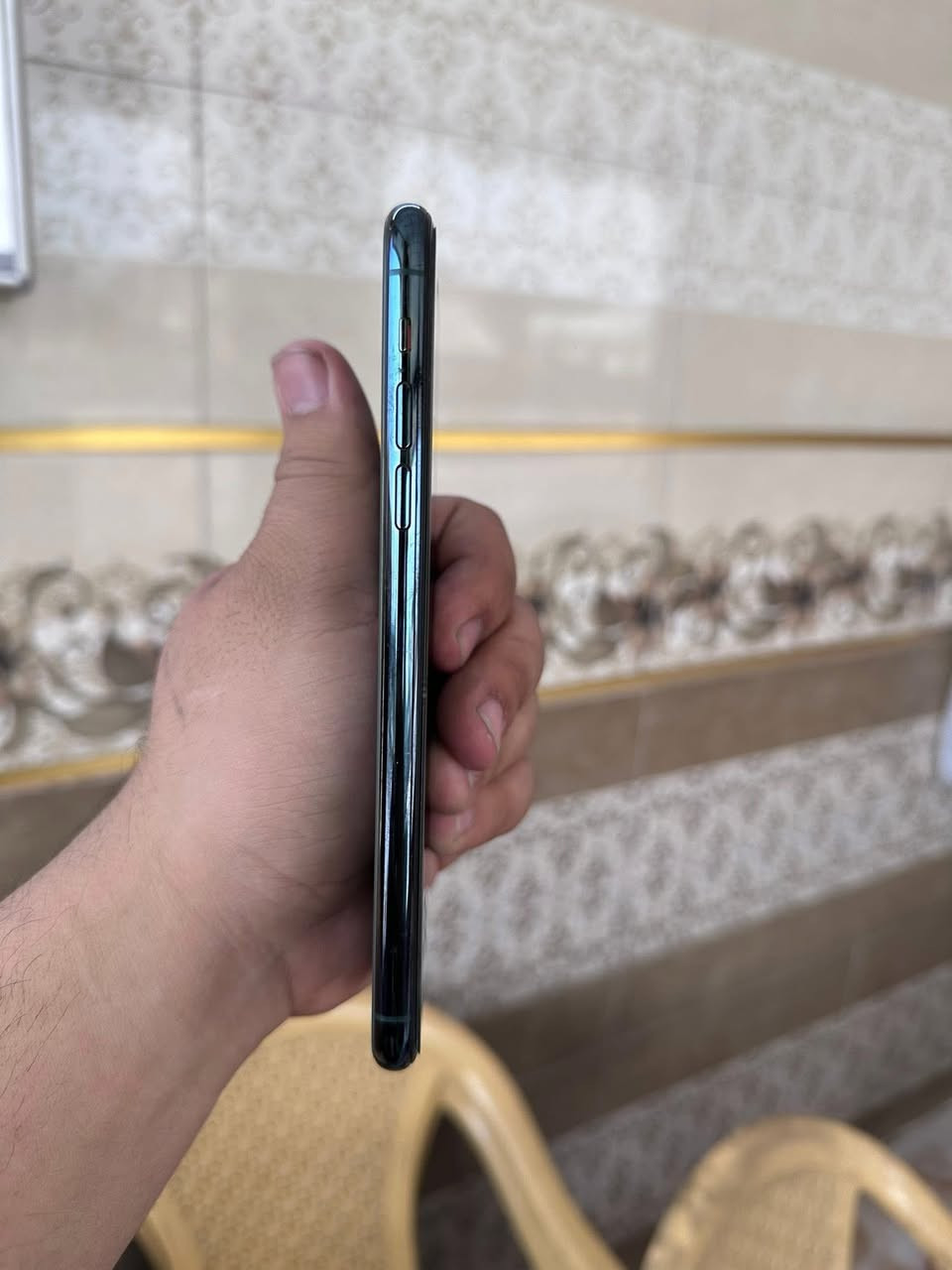 ايفون ١١ بروماكس
٢٥٦ 
بطارية ٨٣ 
جهاز مبدل فقط شاشه اصليه 
اريد اراوس ب١٣ بروماكس او ١٤ بروماكس (مبدل شاشه مع فرق ) 
بغداد بياع
