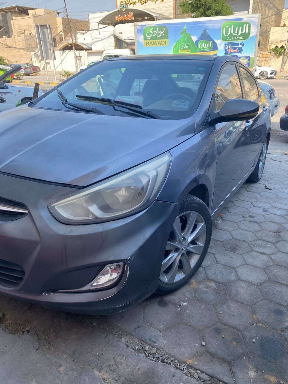 سياره للبيع موديل 15
السعر 78$ وبيها مجال 
مكان سياره هاشميه
الاستفسار *********** بي واتساب
