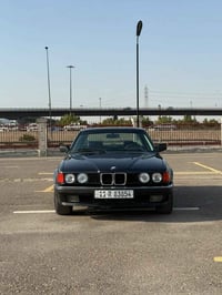 للبيع BMW حجم 735i موديل 1991 ،، محرك وكير مكفولات صدر امامي خلفي جديد...