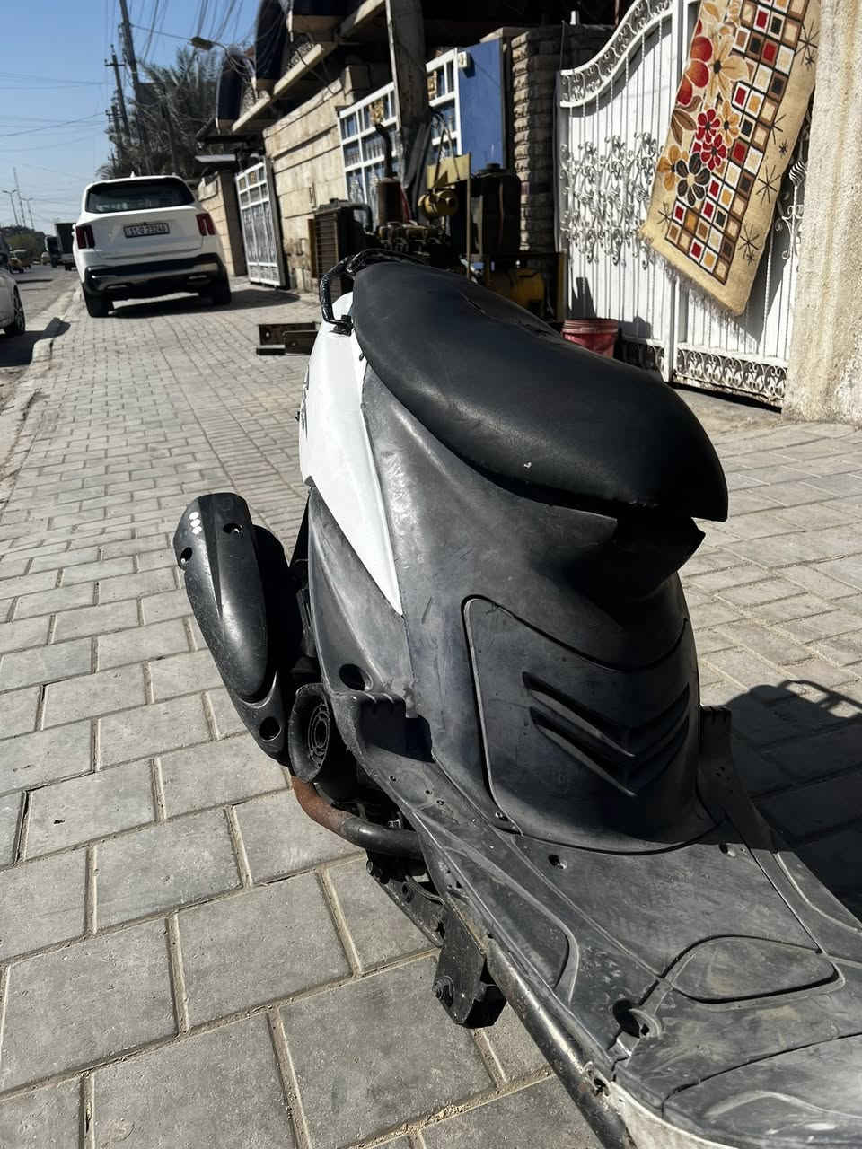 السلام عليكم ماكس منغولي مكفوله كفاله عامه مكينه خرسه نكره سلف دهن كله امزويل  كهربائية كله شغاله مال جناي ويمكم الحساب كفرات كله مختمه أوراق كامله 
سعر 550وبيه مجال للطيبين الدراجه متفشل ولو عندي مكان مابيعه بس الله شاهد طرمتنه متكفي دراجه 
عنوان بغداد الشعب شارع عدن 
اتصال فقط ***********
