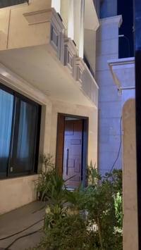 🔱بيت للإيجار موثث – الجادرية 🐋 قريب من فندق كورال بغداد في منطقة راقية...