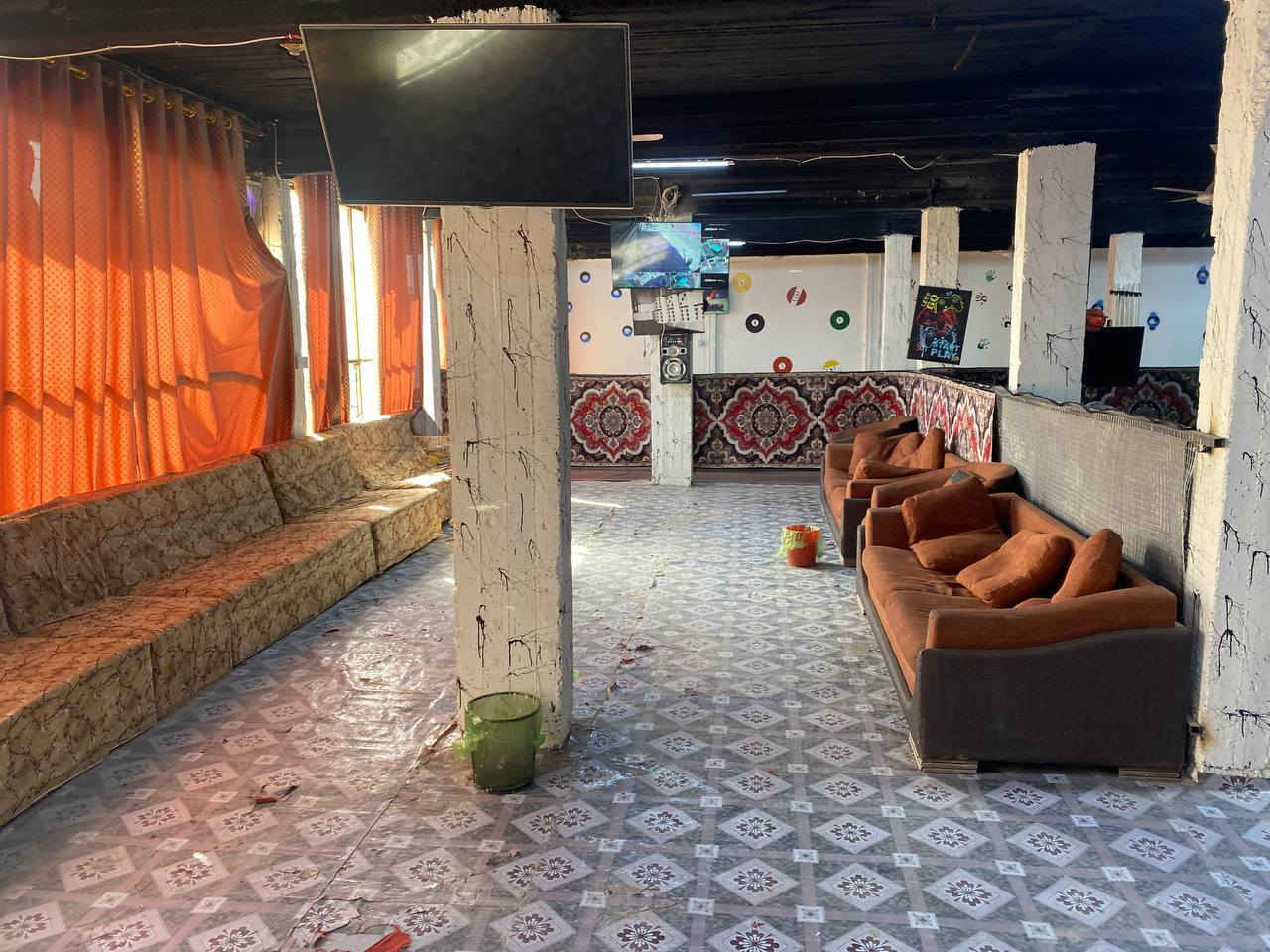 سلام عليكم كوفي للبيع لعد التفرغ  موقع ابو غرق قرب جامع المتقين جاهزه من كلشي اي استفسار اتصل
***********
***********
