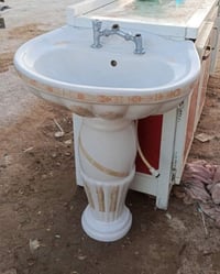 مغسله هنديه • نضيفه • للبيع