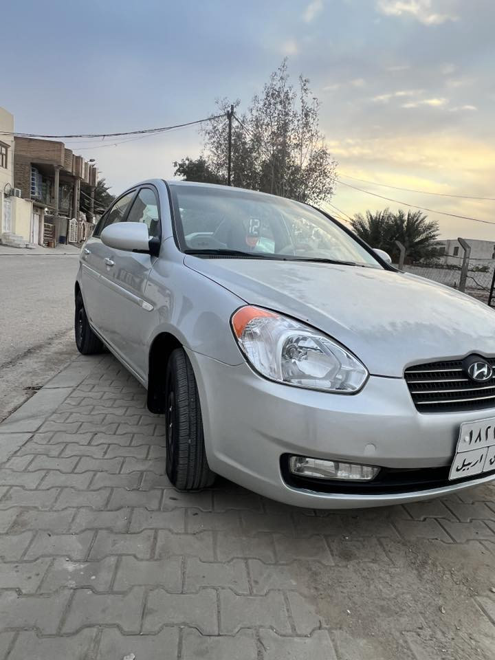 اكسنت 2009
رقم اربيل وكالة اوتحويل 
كفاله عامه من صبغ وضربة وتبديل ماعدا البارد وموضح بسونار
تبريد ثلج 
محرك كير حداديه عل شرط 
محرك1400
مكان نجف
86وبيه مجال
***********
