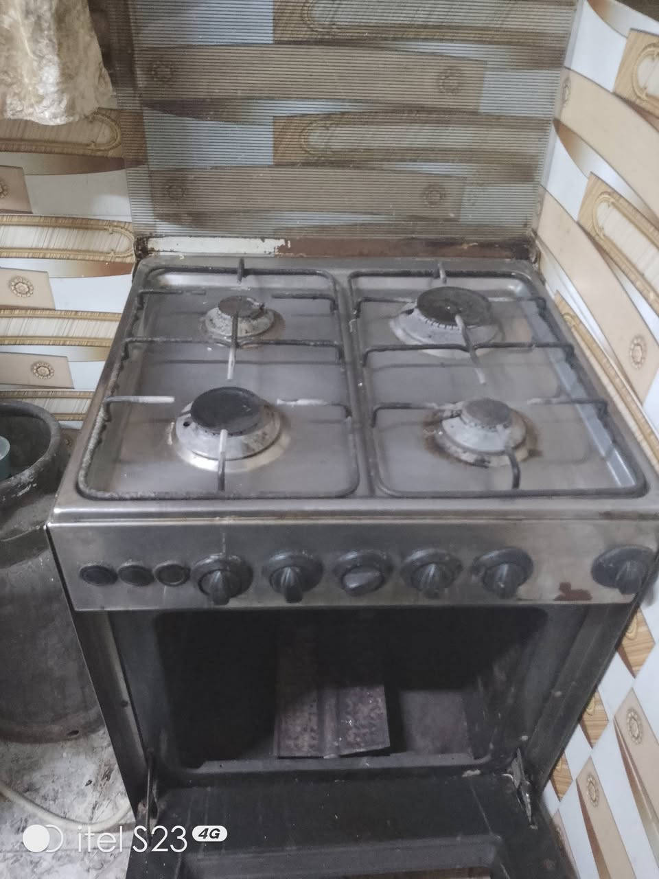 طباخ للبيع نظيف والله وناره تخبل بس عوزه جامة فرن ب 50 وبي مجال للشراي


**إذا كنت صاحب هذا الإعلان وتريد حذفه لأي سبب، رجاءا أرسل رسالة إلى الدعم الفني**