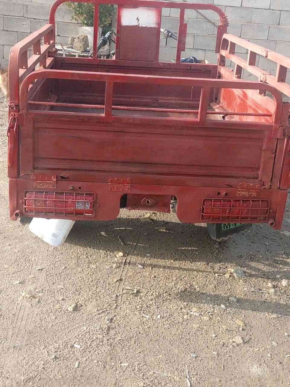 السلام عليكم.....ستوته بدون (دايوان) للبيع.... شاصي مكفول... وكهربايات شغاله.... بدي نضيف... ولستوته شوف العين كدامكم..... السعر(٧٠٠)متواجد خاص


**إذا كنت صاحب هذا الإعلان وتريد حذفه لأي سبب، رجاءا أرسل رسالة إلى الدعم الفني**