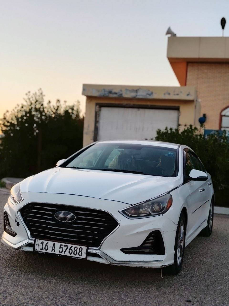 سلام عليكم سوناتا 2018 أمريكي
مواصفات:
تخم تاير جديد
٣ وضعيات قياده
كراسي جلد +كهرباء
تحكم ستيرن جهتين 
كامره خلفيه
رادرات 
بصمه تشغيل
تبريد🥶
مانع نزلاق
حساس تاير
بعد هواي مواصفات
سياره فول ماعده فتحه ماشيه 76الف 
ما عايزه برقي سنويه 2030 بأسمي مداور ثاني يوم سوناره واضح بصوره سياره خير من الله سعره ١٤٠
رقم موبايل ***********
