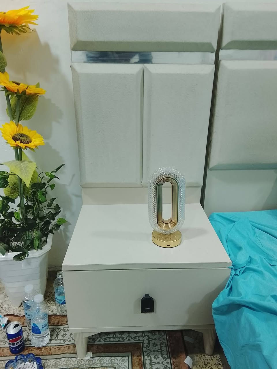 السلام عليكم غرفه النوم لبيع رايده ٤٥٠ وبيه مجال نضيفه بغداد شهداء البياع ***********
