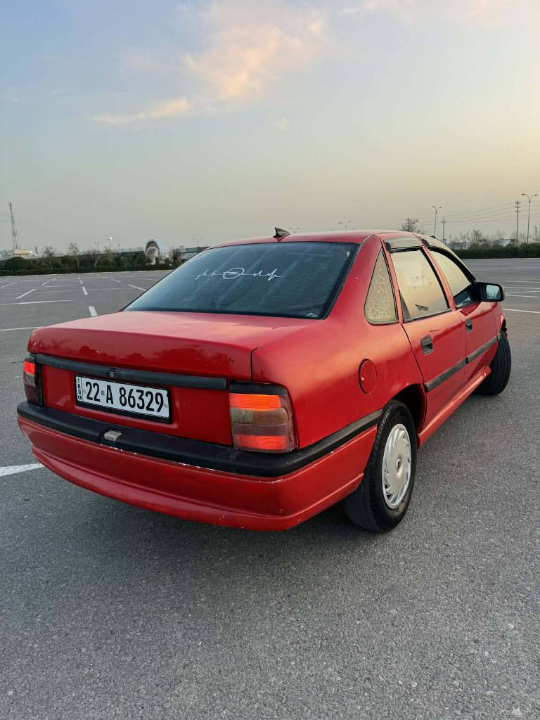 ڤیکترە مۆدیل ١٩٩٠ مکینە ٢٠ گێر عادی  گیر مکینە بەشەرت  سیاریکی پاکو بێی کیشەیە ماڵی فە قیرە 
ژماری مۆبایل *********** مرغصور, أربيل
