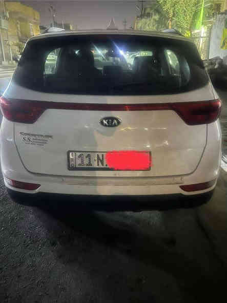 : سبورتج 2017 وارد امريكي كلين بدون قطره صبغ رقم نكليزي مكينه كير تبريد  تدفئه خير من الله السياره جاهزه : ماشي 150 تحكم ستيرن حساسات .  نص فول  . . السعر 165 ***********
لايت زنون    مكاني كوت واسط.
