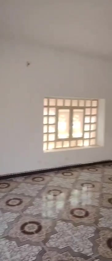 سلام عليكم 
مكتب باب النجاح للعقار 
توجد لدينا عروض مميزة 
بيت لليجار/بحي الزيتون 
يتكون دار من غرفة نوم واحدة 
ديوانيه وهول وصاله صحيات داخليه واخارجيه 
موقع دار جدن حلوو يتوفر كل الخدمات ومدارس 
اللاستفسار اتصال على الارقام التالي 
*********** / أبو عبدالله 
*********** / أبو زيد
