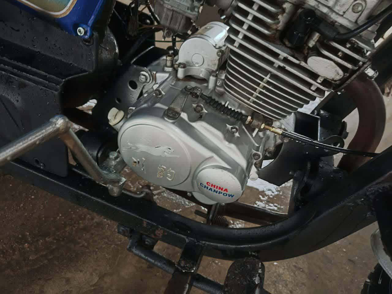 سوق الشيوخ
ستوته للبيع موديل 20 اوراق كامله تواير مال سياره شاصي اوركبه مكفولات مصبوغه عام 
مكينه خير من الله السعر 1400 .
مكان الاسماعيليه الثانيه ***********
