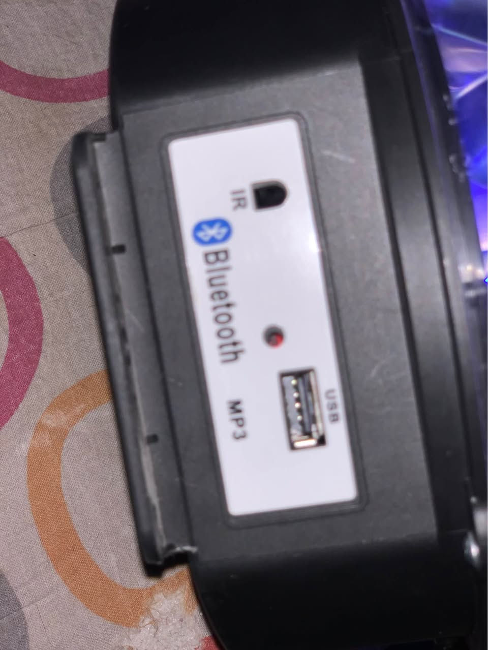 الرقم لل تواصل *********** ماينكرافت  CD بلي فور🌟يوجد ترقية الى نسخهPS5 مجاناً 🌟يعني تصير عندك  نسختين بلي فور وفايف الCD نظيف 99% وبلوجتكر سمائي تحطه بغرفه مظلمه يطلع كلس حلو وبي هواي الوان وليزر وبلوتوث وتحكم خاص بل ريمونت وبي موسيقى للاطفال ايضا بغداد, العراق
