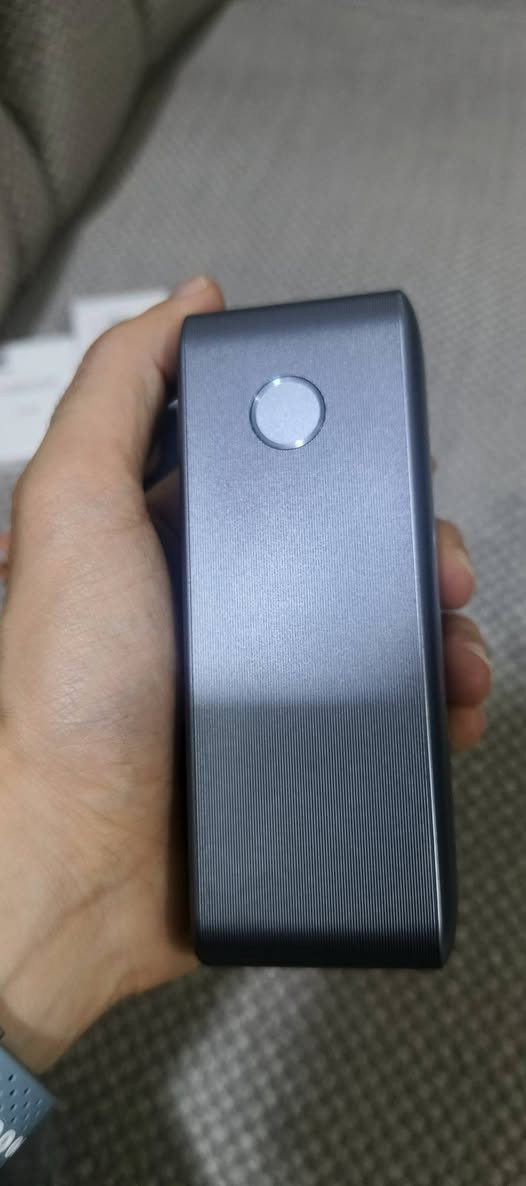 المعرف لايعرف باور بانك(20.000 )mAh ((200W))
نضافة 100٪
بطارية 100٪
نضيف كللش
سعر70 مع التوصيل


**إذا كنت صاحب هذا الإعلان وتريد حذفه لأي سبب، رجاءا أرسل رسالة إلى الدعم الفني**