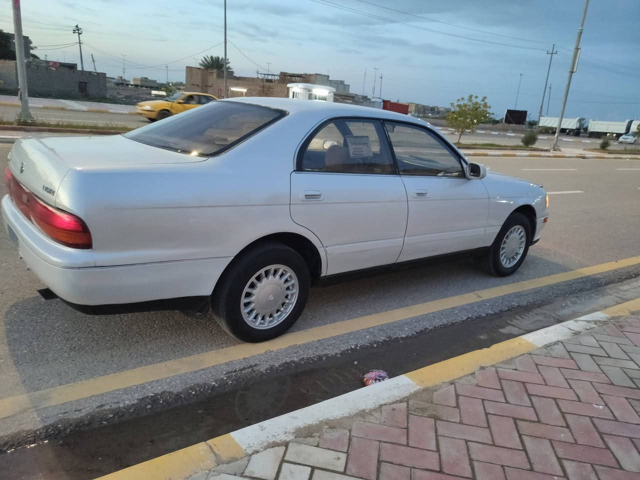 السلام عليكم بطه متصل موديل 92رقم واسط  بسمنه ددولي مشروع وطني سنويه جديده وداخله هزه السياره كفاله عامه عده صبغ جماليه فقط كير مكينه حداديه تخم تأير تبريد كلهن كفاله السعر 58وبيه مجال مكاني واسط الكوت
***********
