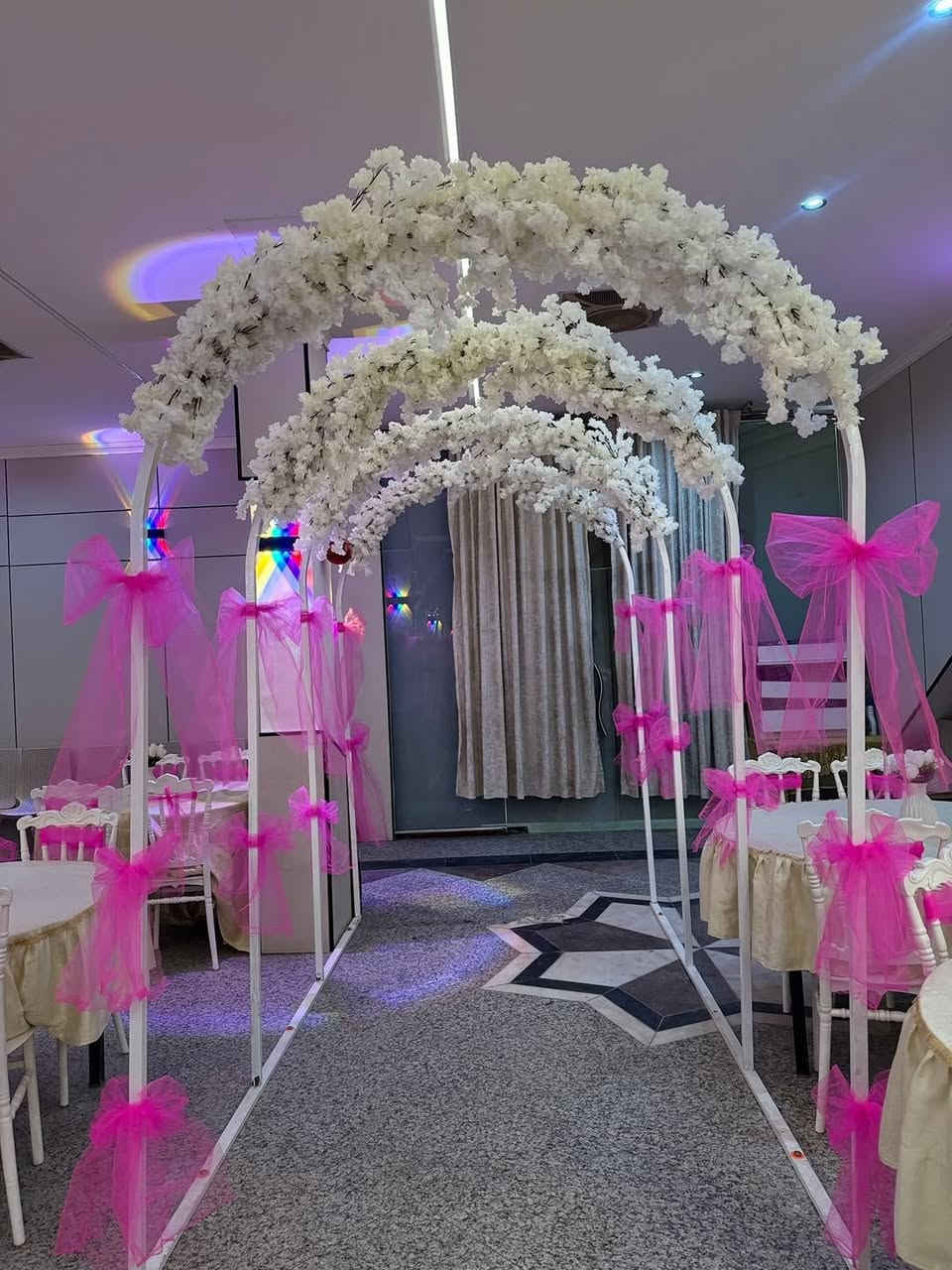 ب250 الف فقط جميع ايام الاسبوع مع تصوير هديه للحفل داخل القاعه 
لحكوا ع عرض عرسانه الحلوين لفتره محدوده
قاعات بابل 👰‍♀️🤵والمناسبات 🎉
بحلتها الجديده 😍😍
اقوى عرض ساعتين  مع الدي جي والتصوير وباقي العروض

عرض خاص
 
#ب250 الف فقط قاعة طابق الارضي
تشمل تفاصيل القاعه 🎪
1- قاعة 🎪 ارضية  تسع 300  شخص .
2-دي جي 💿 ويشمل بروفا للعرسان 🤵👰‍♀️ قبل الحفل وتنظيم برنامج كامل  اضافة الى فقرات تشمل شعالات 🔥فقاعات 🫧دخاينة  💨وانارة ستيج ✨مع ميز مهر مميز . 
3- موظفة 👩‍💼خاصة لسحب التليفونات 📱.
4- موظفة 👩‍💼لضيافة وتوزيع  الاكل🍔والمشروبات🍹.
5- وقت 🕑الحفل ساعتان .
6- هديه اصوير الحفل كامل فديو + صور
7- يتوفر وجبات ضيافه عند الطلب.

العنوان :حله باب المشهد قرب مدرسه صفي الدين  .
للحجز 📔والاستفسار : زورونا الى موقع 📍القاعة 🎪 او الاتصال 📱على الرقم 
#على_الرقم***********
