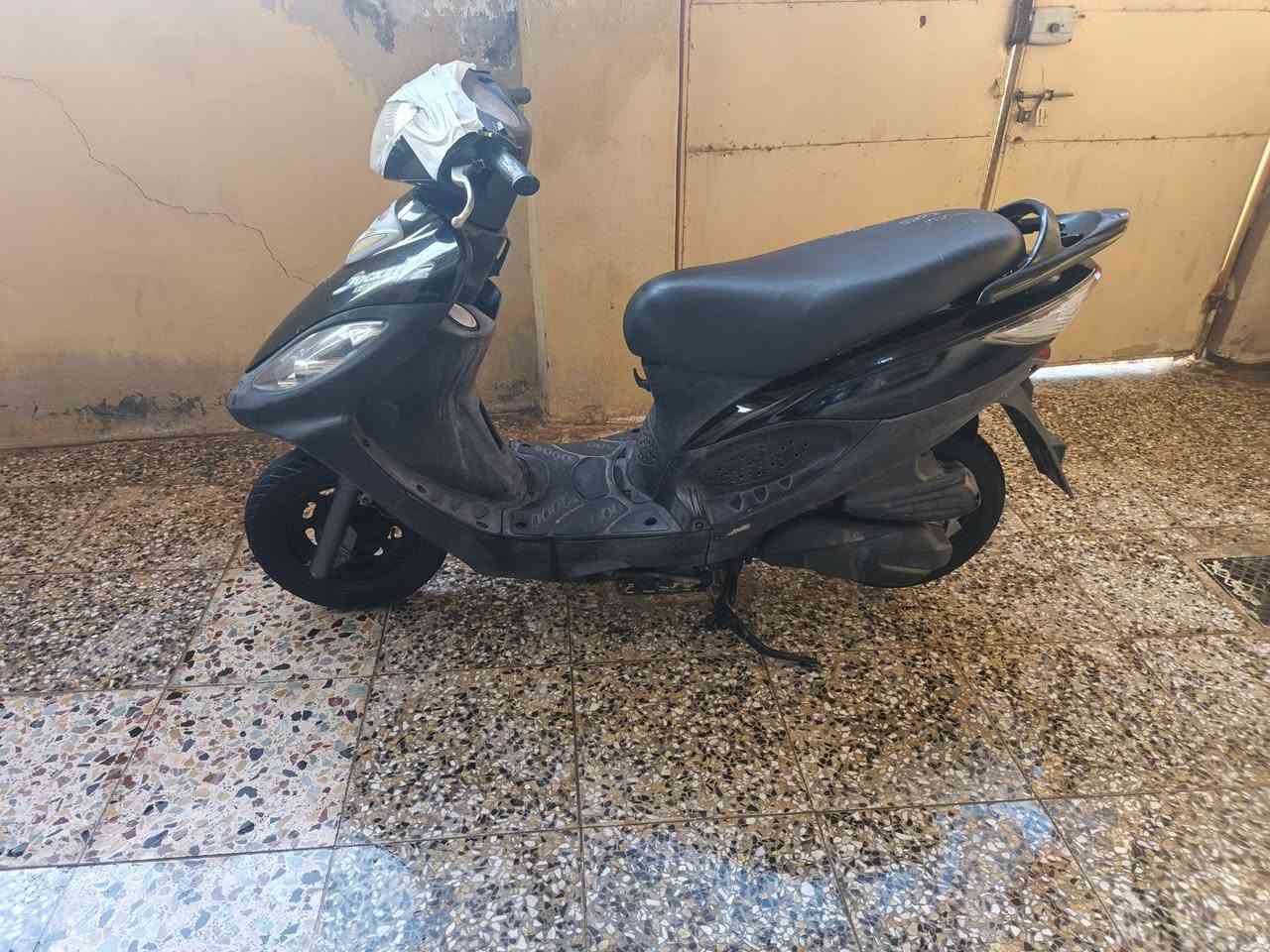 سلام عليكم كامكو في تو ٢٠١٢مكينه مكفولة الكفر نقص اشاره وجامه بكلايت بيها كسر بسيط كابريتر مو جويتر وآل جويتر موجود إذا تحب ترجعها نزول السعر ٥٥٠وبيها مجال


**إذا كنت صاحب هذا الإعلان وتريد حذفه لأي سبب، رجاءا أرسل رسالة إلى الدعم الفني**