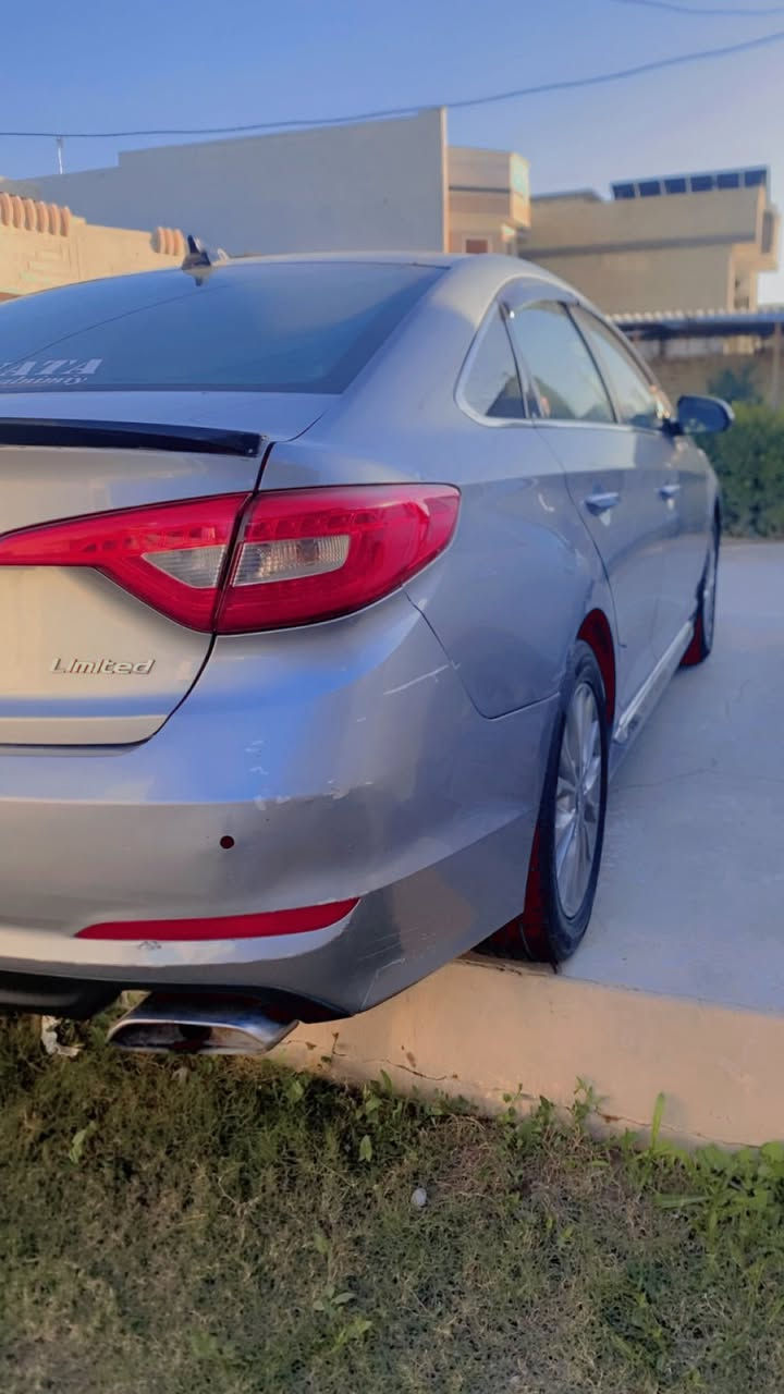 للبيع سوناته 2015 امريكي رقم بغداد
ضرره دعاميه خلفيه بدايت الحوض فقط
مواصفات لمتدد 1عله1
ليبل واحد سياره كله
حجم محرك 2400
مواصفات
بونرامه ٣ طكات
داخل جلد بردات ابلادي 
نضام ترحيب عند القتراب
بصمه تشغيل بصما ت ابواب وصندوك 
ويل مب 18 سبورت تخم تاير جديد
شاشه كبيره كامره جي بي اس
رادار جانبي وامامي
نقطه عميه بل مري
سماعات انفنتي دمام بلادي امامي وخلفي 
تبريد بيانو شاشه مفصول 
فول تحكم ستيرن تثبيت سرعه
كير اوتو عادي
كشنات كهربايه 2اماميه
كشنات تدفه وتبريد ستيرن تدفه
تبريد قطعتين
دواسات نيكل بلاديSONATA
زنون بلادي عالي 
ولد امامي نهري
ولد بكلايت خلفي بلادي
صندوق ذكي يفتح عند لقتراب بلادي
شاشه تنبيه الاعطال حساس اطار
بلوتوث 3مخارج USB
نضام مانع لنزلاقABS
اناره ترحيب عند لقتراب 
3نضام قياده ECO -NOrmal- sdort
مكاني فلوجه نتصال عل رقم (***********
سعر 140
