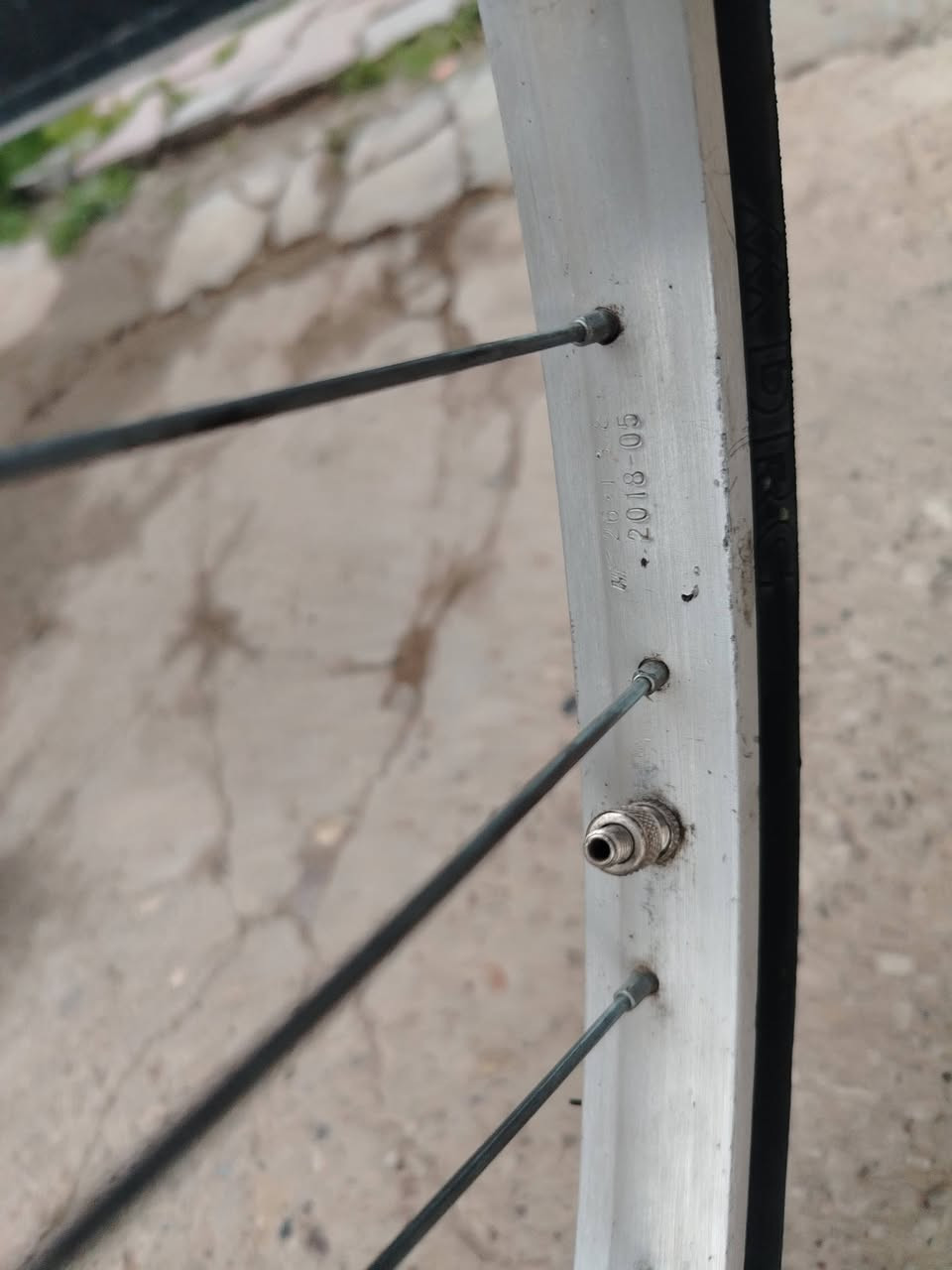 باسكل ياباني مال بالا حجم 26 باسكل مابي اي عيب كله بلشرط السعر 60 وبي ومجال الموقع كركوك حي العسكري ***********
