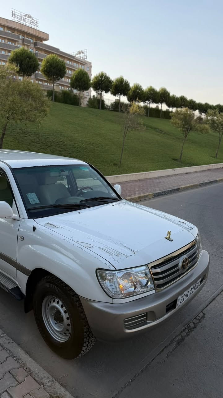 لاندكروزر مونيكا ٢٠٠١ فول مواصفات سيارة گير اوتوماتيك اصولية رقم سليمانية سيارة حيل حلوة او نضيف مواصفات داخل بيجي جامات كهرباء سلاجة تبريد مركزية ٣ مقاعد دبل تانكي گير محرك لوو گير حدادية كلها بشرط سيارة سنوية جديد بي اسمي شرط تحويل او وكالة سيارة بيها قطعتين او نص صبغ بدون حادس بدون دواخل سيارة سعر ١٥٨$ ورقة مكان سليمانية ***********
