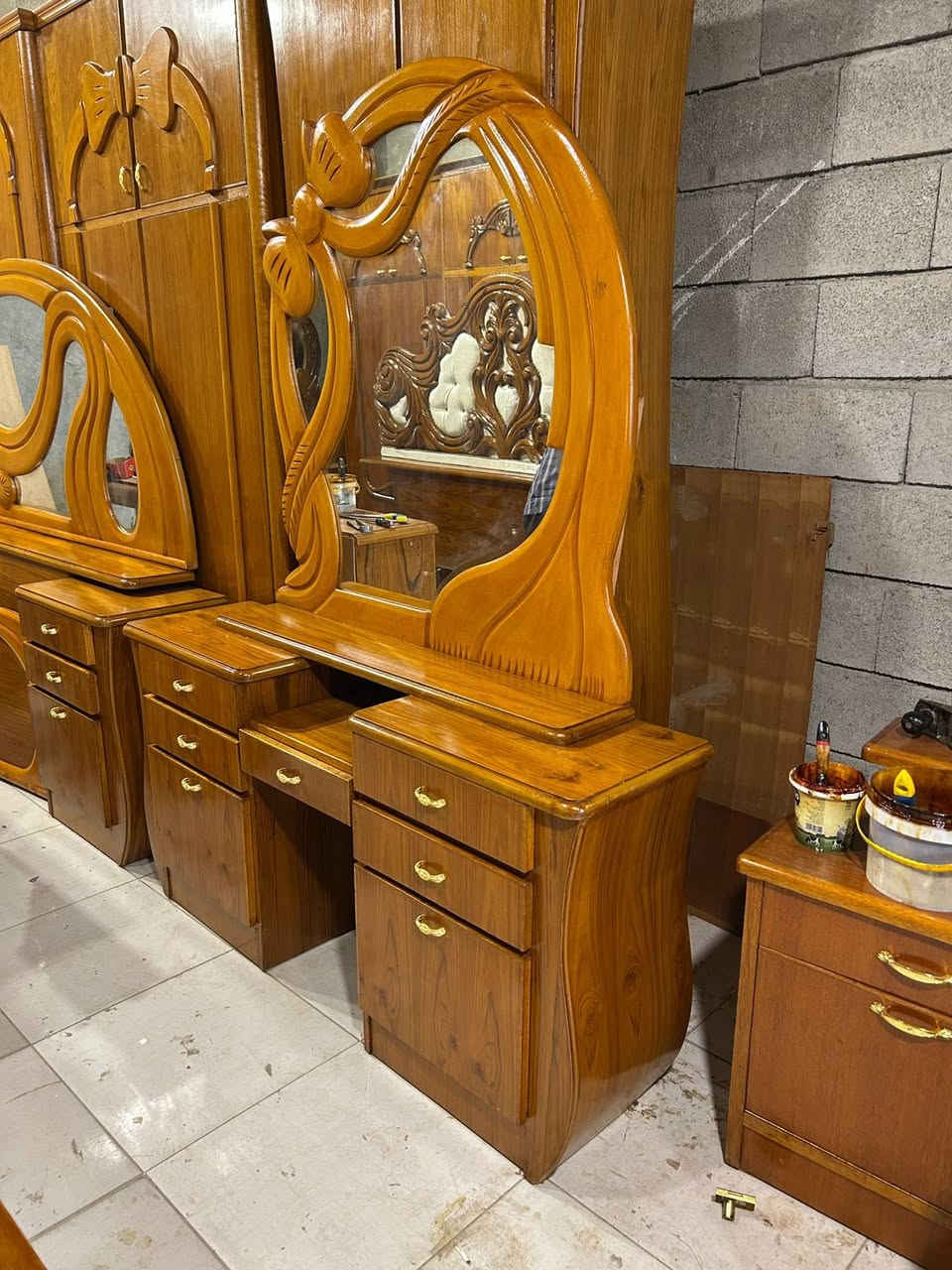غرفه للبيع ⚜️🔱 🔥🔥
6 باب ملحق 🚪صاج زاويه برج  ضهر الكنتور جمبر فصال 🔱⚜️
شغل توصي  ثقيل السرير مخزن 👍🏻👌🏻
للاستفسار الاتصال على الارقام 
اسيا 📞(***********)
كورك📞  (***********)
عنواننا

الحدباء معرض ابو حسون قرب مرطبات البحرين❄️⭕️⭕️

