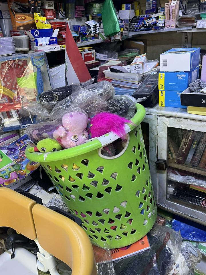 السلام عليكم تصفية محل مكتبة وألعاب  منوعة مكاني بغداد القادسية
***********
