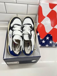 حذاء رياضي • مقاس 44