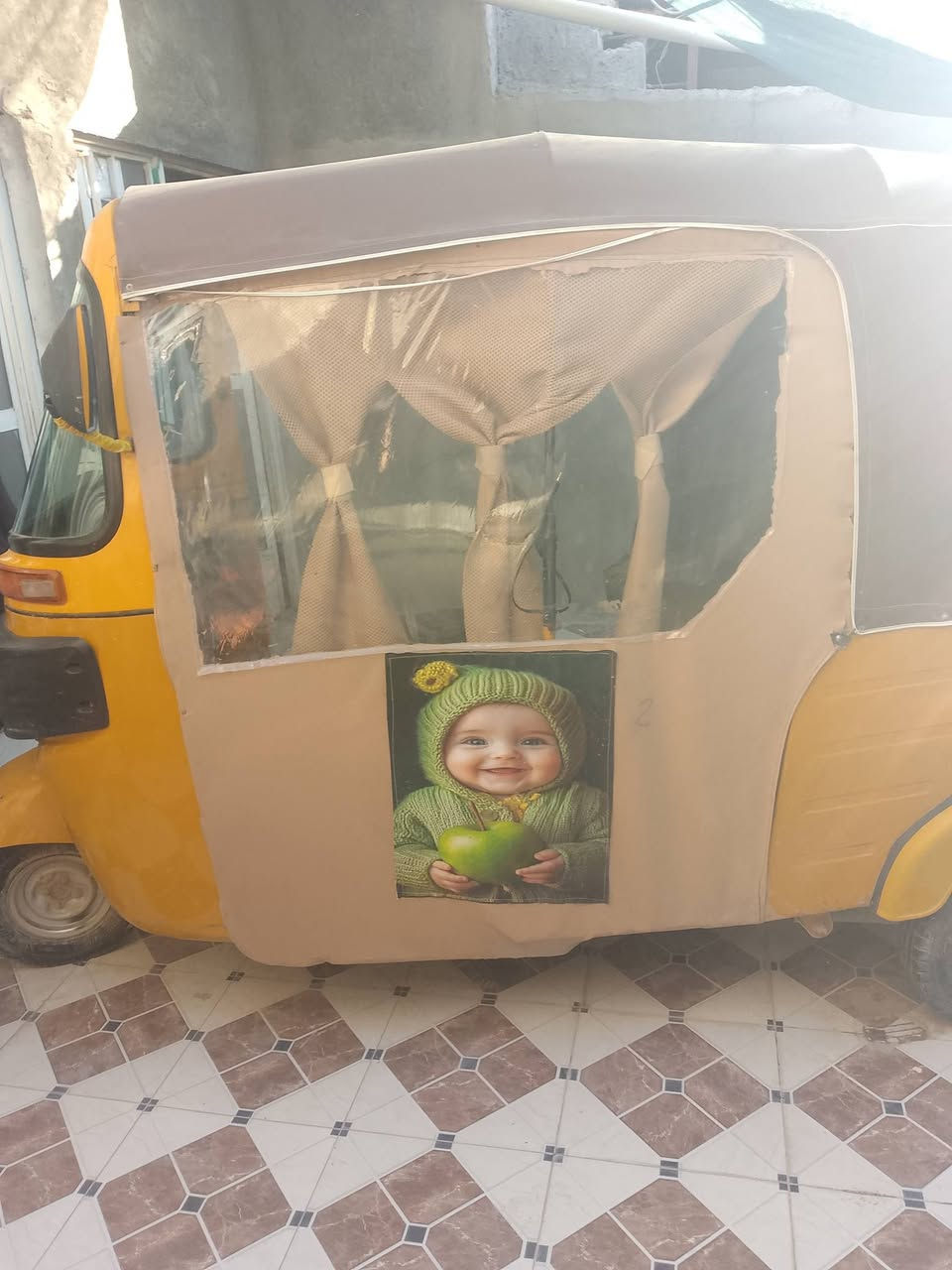 سلام عليكم هاي تكتك البيع موديل2020  ورقم و سنويه وياه و سعره 7 ونص مراسله على هذا رقم واتساب ***********
