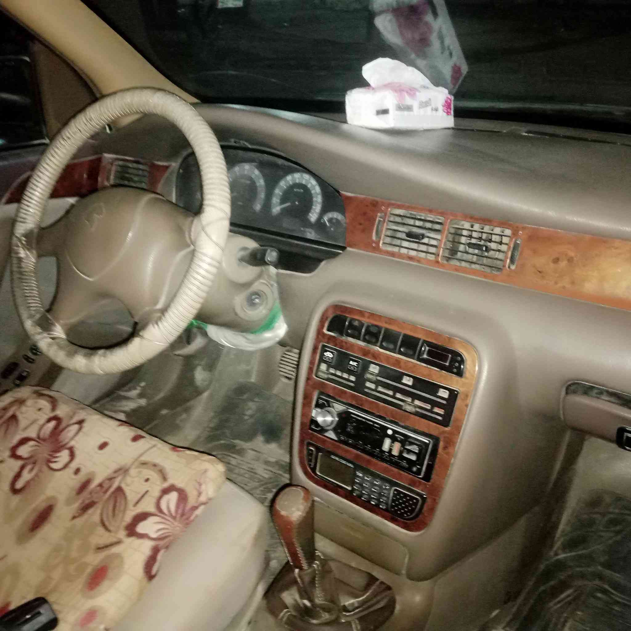 سلام عليكم سياره سمند البيع موديل2011سعر 35وبيه مجال بسيط.مكان سياره كوفه عباسيه.  رقم *********** رقم سياره النجف
