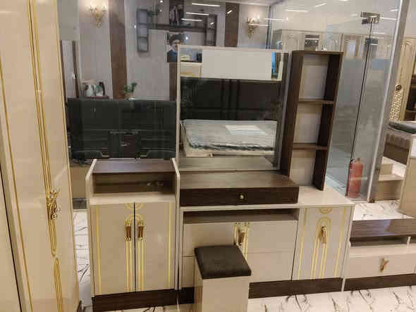 11 قطعه كنتور ملحق اناره براكيت بالسرير ثلاثة ألوان متغيره سرير مخزن دوشمه فاخره متوفره الان في معرض الشركه الكائن طريق رفاعي نصر مجاور جامعة اوما الاهليه للاستفسار اكثر يرجى الاتصال على الارقام التاليه
***********
***********
*********** واتس فايبر تلگرام 
البيع بطريقة النقد والاقساط 
الشد والنقل داخل محافظة ذي قار مجانا
