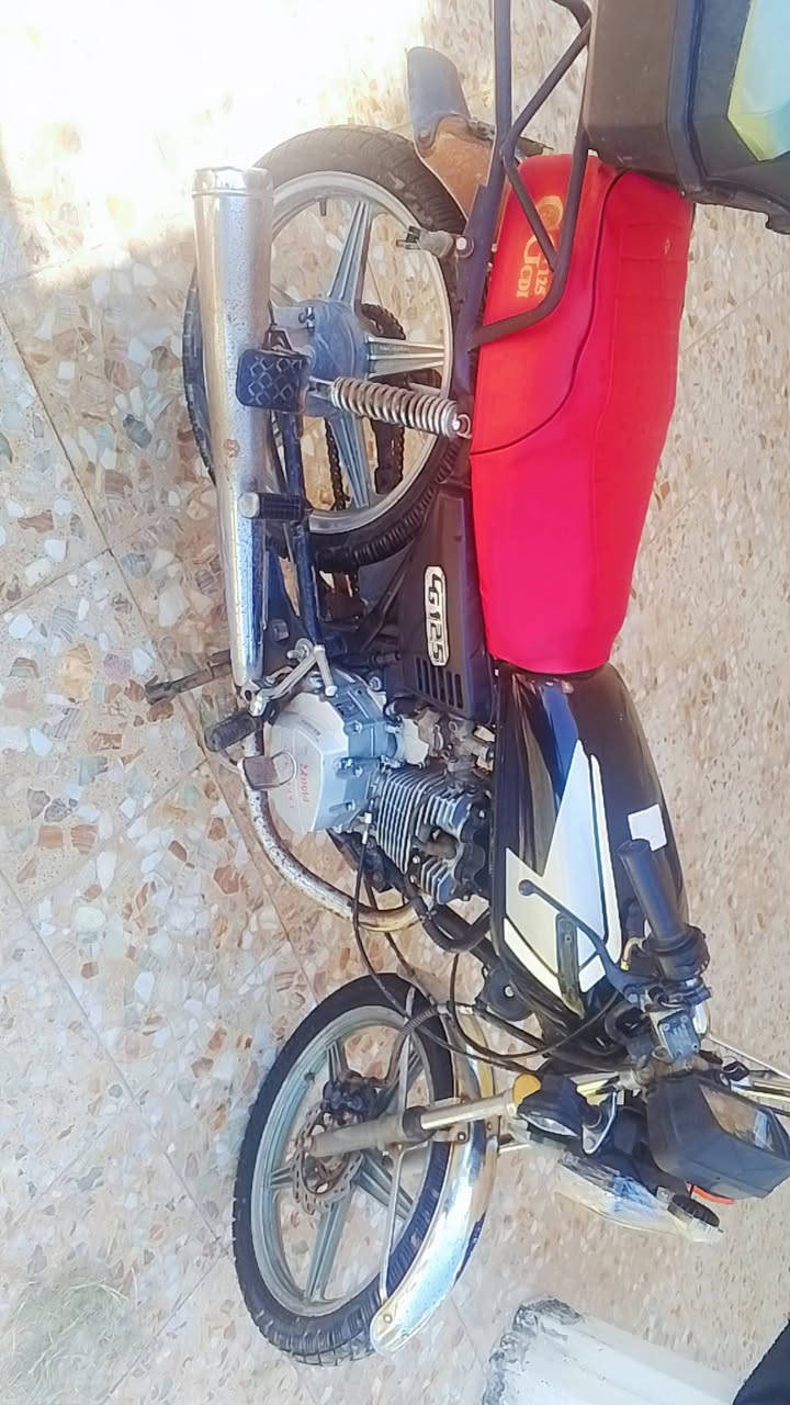 دراجه للبيع سفانه مديل 20 وراق اصوليه تصال
***********
