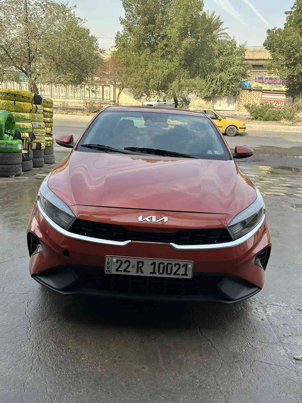 السلام عليكم
كيا فورتي موديل 23 للبيع 
مكينه 2000 دووش

ماشية 20 الف 

مكانها بغداد حادثها موضح بالصور 

السعر 162 

***********
