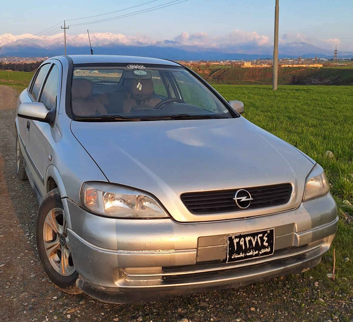 ئۆپڵ ئەسترا مۆدێل 2002 ڕەنگ سلڤەر ئاڕمی ئێسقانی هەولێر گێڕ عادی بێ بۆیاغ تەنهاکەمێک شوختی هەیە بێ کاڵ بونەوە 2 جام کارەبایی جام ئۆتۆ و حاسە سەیارەکە توندو تۆڵە 4 تایەی تازەو پاتری تازەی لەسەرە
شوێن قەڵادزێ ژمارەی موبایل ***********
نرخی 45 گەڵاو معامەلە بشدار, السليمانية
