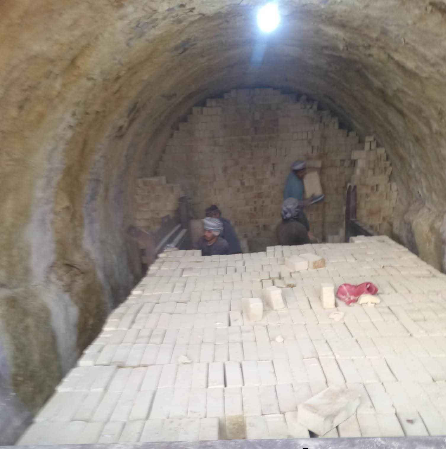 يالله تم تخفيض لاسعار مناسبه العدد ٤٠٠٠الاف وزياد ٣٠٠ طابوك واصل في البصره وميسان  التصال *********** 🧿#الشركه🧿 _لانتاج_الطابوك✅ معامل ميسان  خالي من الاملاح عدد مضبوط وزياده✅/٣٠٠✅ توصيل 8000/وزياده 500 طابوكه#✅☎️  # التصال  ☎️✅يتأكد المشتري من العدد  والنوعية قبل دفع المبلغ ✅🚒💚☝️🏠 حسب لمكان 
#دعم_المنتج_الوطني_لانتاج_الطابوك عمارة, ميسان
