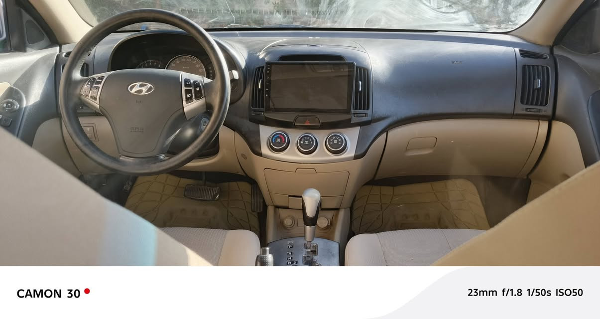 السلام عليكم هونداي النترة للبيع موديل 2009خليجي
سيارة جميع المواصفات،فتحه بل قمارة تحكم ستيرن الضرر بجم الكدام ماواصل للشاصي وصبغ عام الرقم جديد كربلاء محرك 2000
السعر ٨٥ بيه مجال اتصال بل رقم  ‏‪***********‬‏
