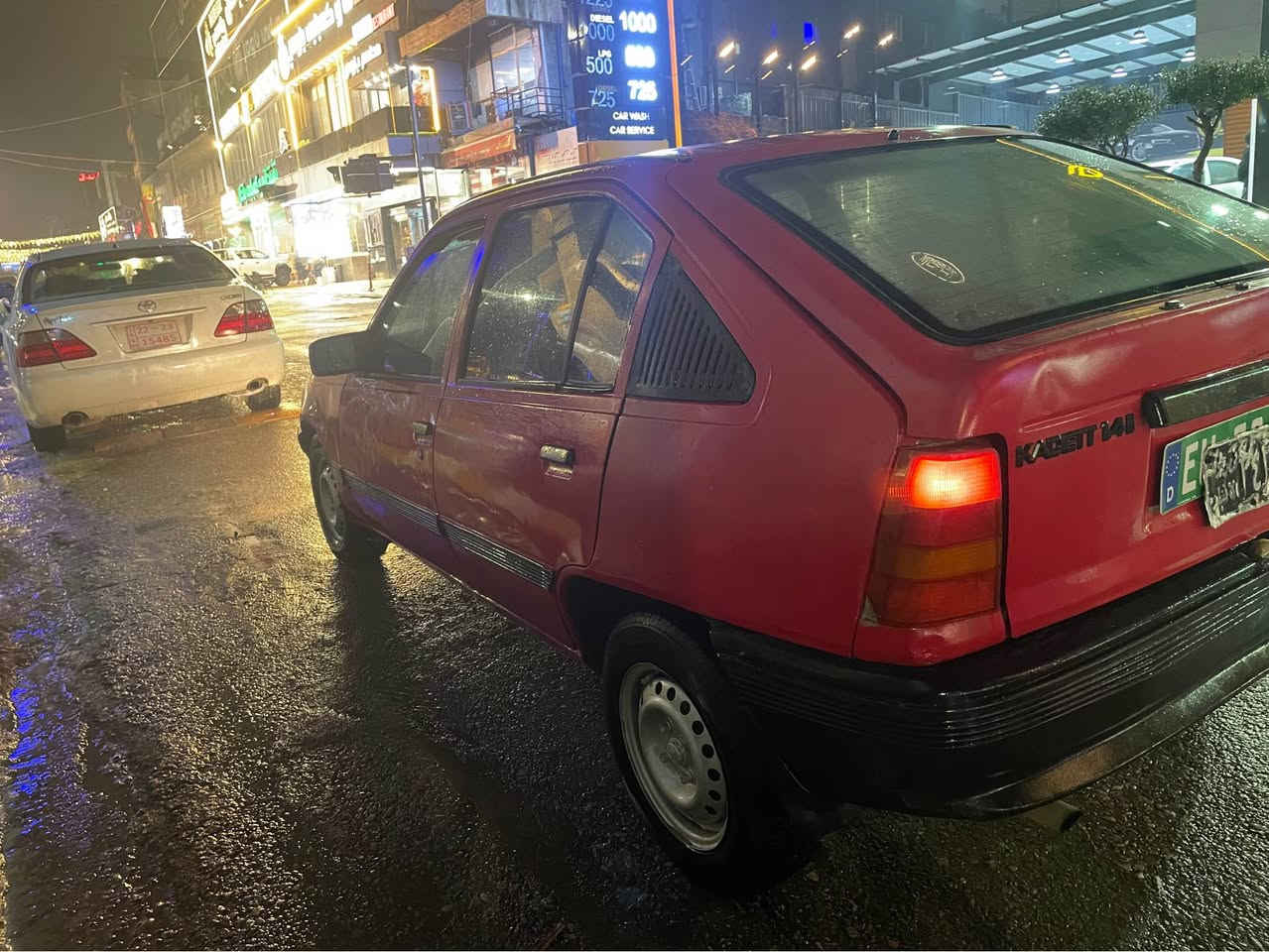 سڵاو ئۆپڵ کادێت بۆ فرۆشتن سەنەوی عەسڵ گێڕو مەکینەی بە شەرت سەیارەکە مەزبوتە هی دەستی بێ دەعمو لێدراو بۆ زانیاری زیاتر تەلەفون بکە بۆ ********************** السليمانية, العراق
