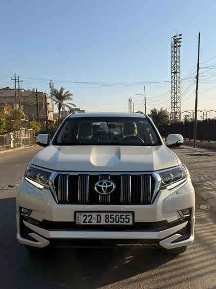 سلام عليكم برادو 2023 vx وكالة ساس بعدهي داخل الضمان 
٧ مقاعد
كراسي جلد كهرباء 
سلايد
تبريد المقاعد
تشغيل عن بعد
مري كهرباء
ثلاجة
لايتات زنون
اشارة ترحيب بالدواسات
كاميرا خلفية
حساسات خلفيه 
Apple car play
بصمة
محرك 4000 v6 
وبقية مواصفات ال vx معروفة السيارة مغلفة ppf  ورقمها اربيل باسمي 
السعر52,500 دولار وبيها مجال بسيط
ماشية 70 الف
للاستفسار ***********
