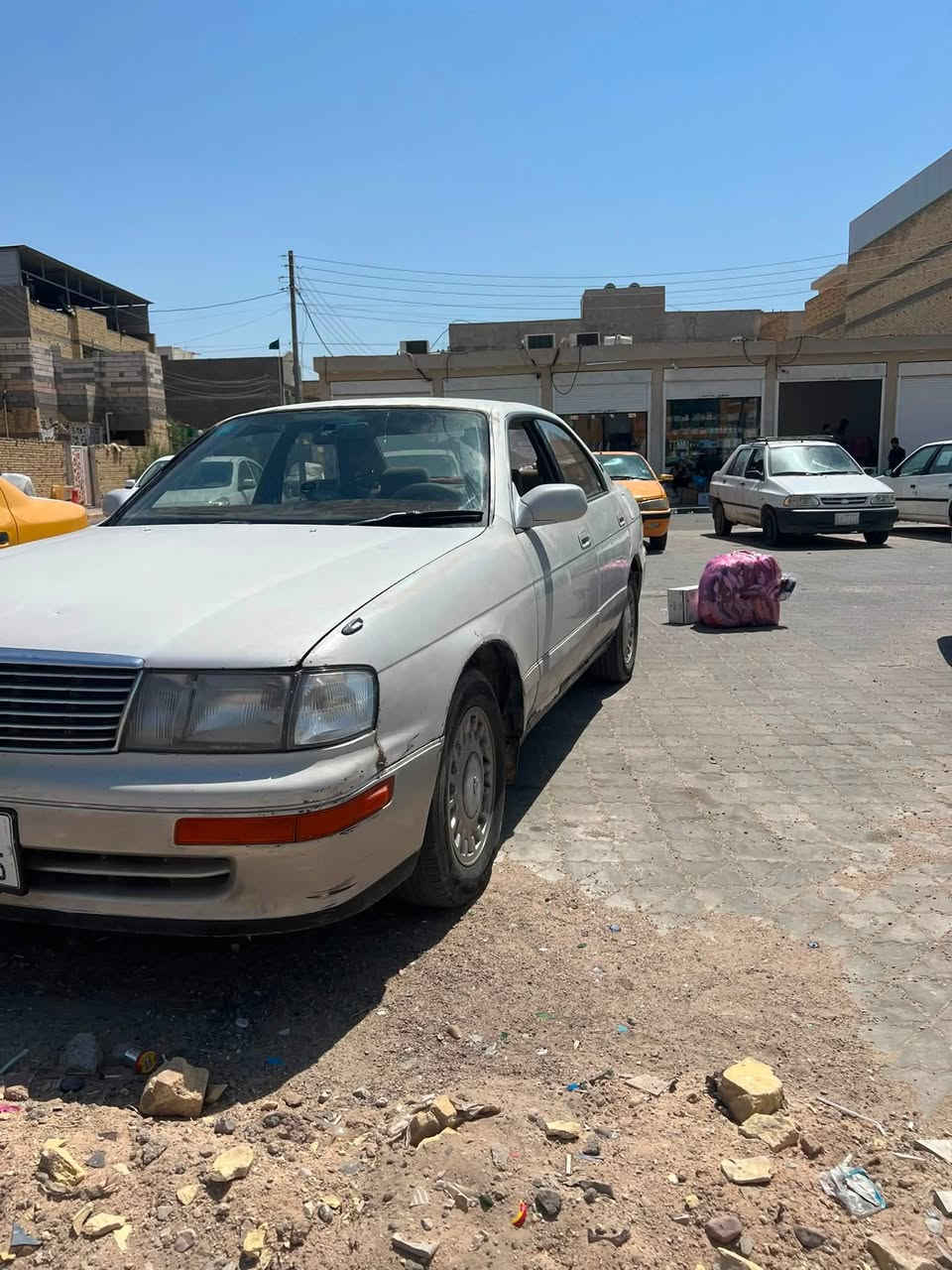 السلام عليكم
بطة متصل موديل 1992 سنوية تنتهي 2027 سيارة حلوة دواخل نظيفة  ومرتبة مكينتهه 2500 كلش حلوة حدادية منفوضة سيارة ما نقصهه شي تجي وتشوف كلشي بيهه البدي بي صدعات ما اكفلة يعني سعرهه 55 وبي مجال للشراي مكاني البصرة شط العرب الكباسي ***********@
