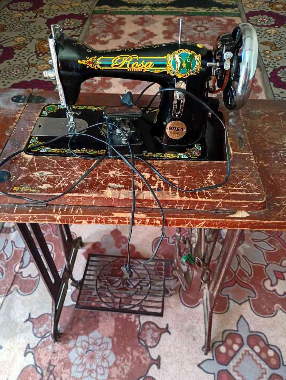 مكينه خياطه للبيع هيه والميز شغاله بس بيهه عطل بسيط الماكوك 75بيهه مجال


**إذا كنت صاحب هذا الإعلان وتريد حذفه لأي سبب، رجاءا أرسل رسالة إلى الدعم الفني**