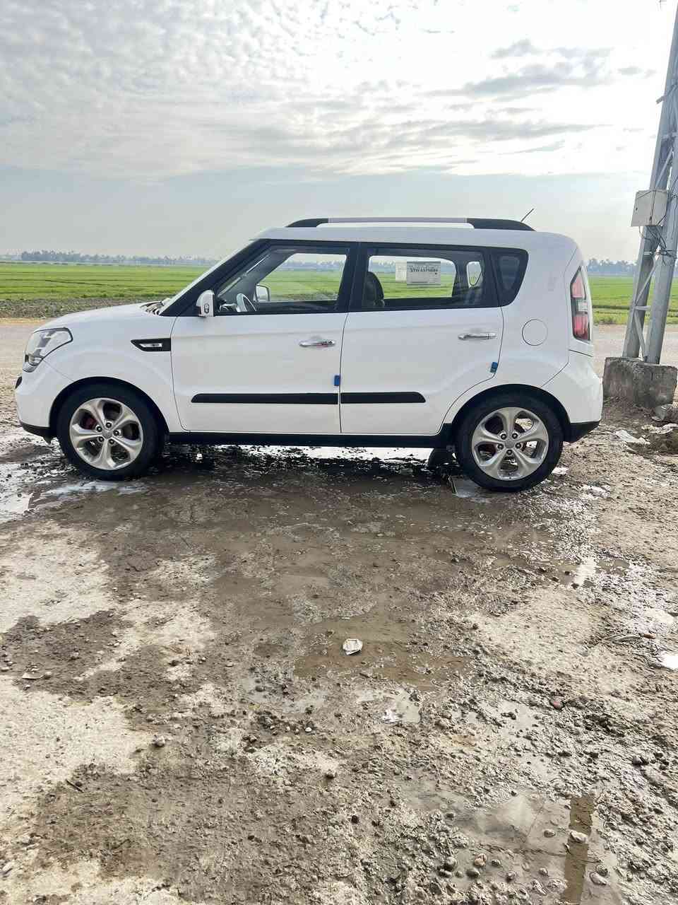 كيا صول موديل ٢٠١١خليجي مكفوله فقط باب صبغ رقم ربيل نكليزي تحويل او وكالة اليعجبك مكينه كير حداديه تخم تاير كله جاهز تبريد  تدفءه السياره ماعايزه شي السعر ١١٠بيه مجال مكاني نجف ‭٠٧٨٦ ٩٢٢ ٤٦٢٧‬
