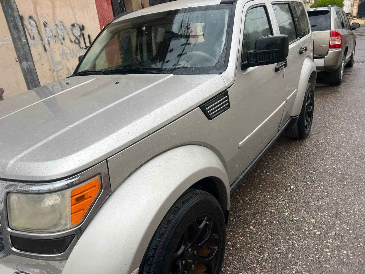 السلام عليكم
السعر فقط 81📍ورقه
للبيع او مراوسه برقم شمالي فقط دوج نيترو موديل 2008 محرك 6 سلندر السياره فول فول مواصفات 1/1 محرك جديد مبدل بلادي شرط ما مفتوح كير محرك تبريد شرط طخم تايرات جدد كهربائيات كلها شرط السياره مكفوله لا صبغ ولا ضربه وماشيه 181 الف كيلو السياره جاهزه دينار مصرف مابيها رقم وسنويه منتهي تحويل وغرامات شرط
السعر 81 ورقه ومجال بسيط مكان السياره اربيل
الشراي يتصل ع الارقام
***********- بي واتساب
***********- بي واتساب
*********** أربيل, العراق
