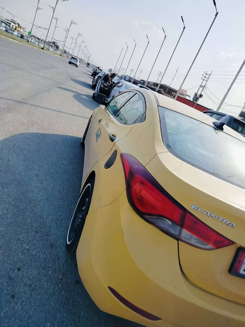 السلام عليكم ورحمه الله
سيارة النترا موديل 2016 رقم بغداد محرك وكير مكفولات بدون دواخل وارباك  تخم تاير خط ابيض سيارة خير من الله   وصور الحادث مرفقه بلمنشور للاستفسار اكثر***********
