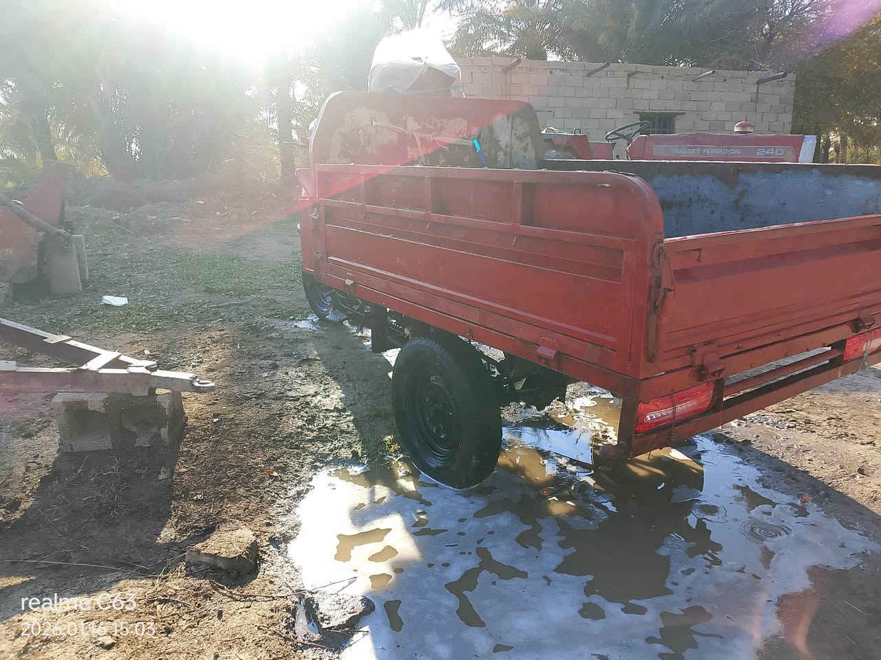 للبيع ستوتة دايوان موديل 2014 السعر 700 او بيهة مجال للاستفسار اتصال ***********
